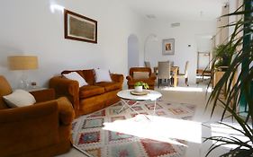 Villa Clavero Five Premium Apt